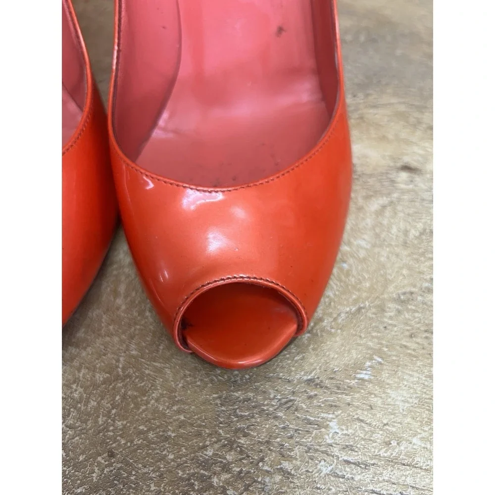 CHANEL vintage pumps